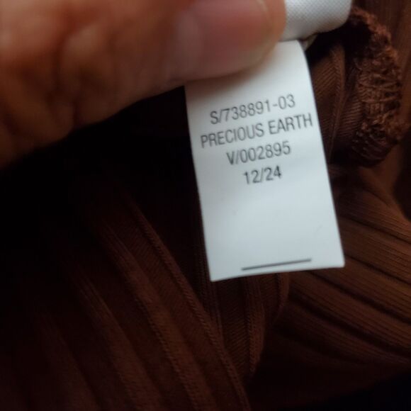 Old Navy Precious Earth Tank Size Large NWT - Picture 8 of 9